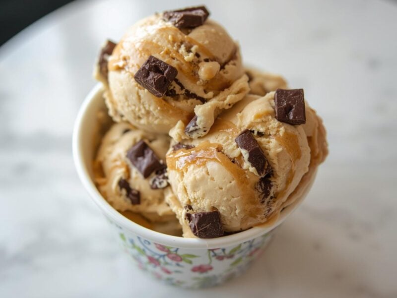 Peanut Butter Chocolate Chunk Ice Cream