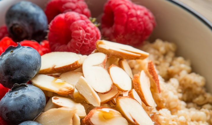 Quinoa Breakfast Bowl with Almonds