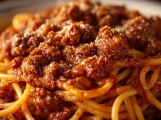 Classic Spaghetti with Ground Sausage Sauce
