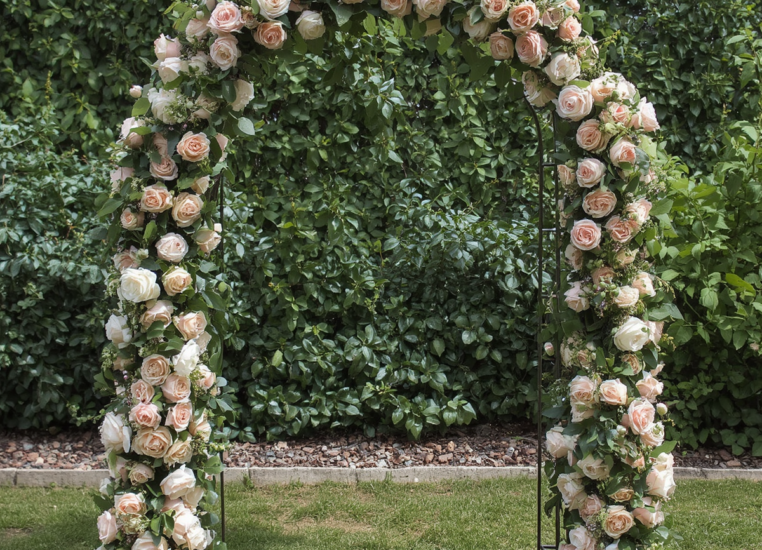 Rose Arrangement Ideas