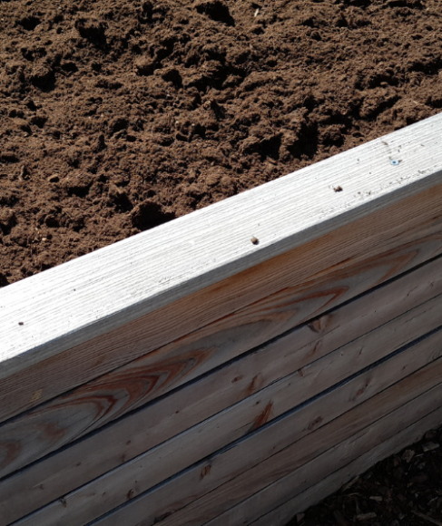 How to Prepare a Raised Bed for Winter
